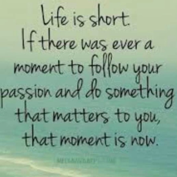 Lucy  Mint Green Large Long Sleeved T Shirt NWOT - Picture 6 of 6